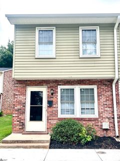 61 Pine Creek Ct Extension pending home in Highland, Greenville, SC
