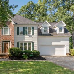 7 Shadetree Court