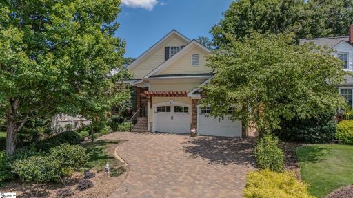 13 Ottaway Drive active home in Alta Vista, Greenville, SC