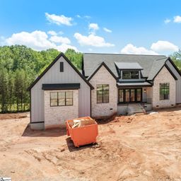 126 Pinelands Place