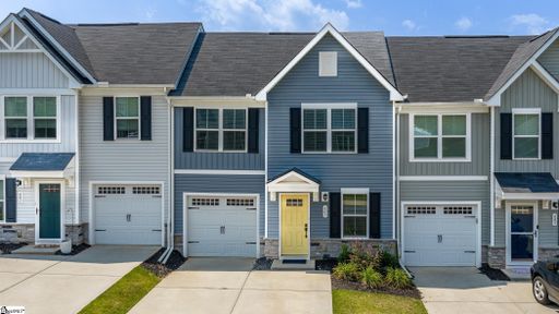 603 Cresslyn Court active home in Creekstone Villas, Greenville, SC