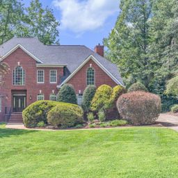 401 Rivercrest Drive