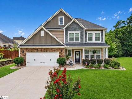 205 Pilger Place active home in Copper Creek, Simpsonville, SC