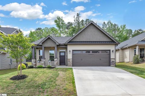 122 River Trace Loop active home in River Trace, Simpsonville, SC