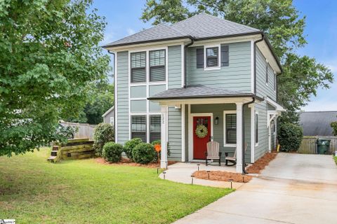 122 Oakland Drive active home in Overbrook, Greenville, SC