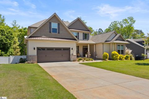 109 Fitzwilliam Place active home in Reedy Lake, Piedmont, SC