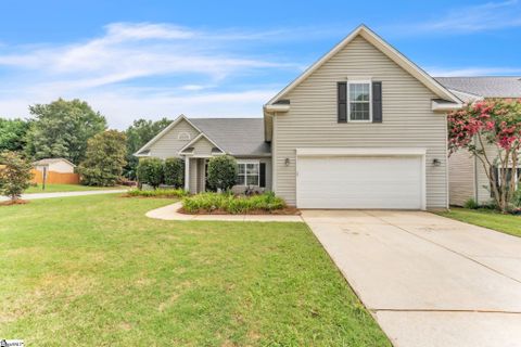 201 N Orchard Farms Avenue active home in Orchard Farms, Simpsonville, SC