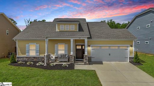 428 Icebow Road active home in Winterbrook, Fountain Inn, SC