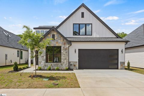 100 Adrian Way active home in Riverpointe Cottages, Simpsonville, SC