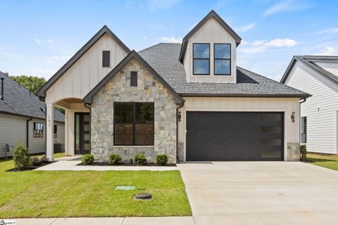102 Adrian Way active home in Riverpointe Cottages, Simpsonville, SC