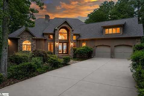114 High Rock Ridge Drive active home in The Cliffs At Glassy, Landrum, SC