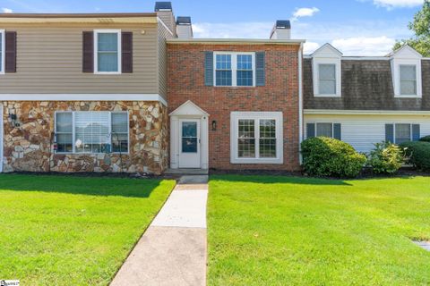 4 Birchview Street active home in Jamestowne I, Taylors, SC