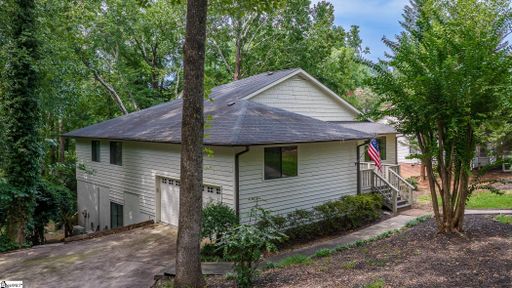 16 Hoppin John Lane active home in Pebble Creek, Taylors, SC