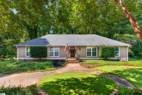 103 Lancelot Court active home in Holly Tree Plantation, Simpsonville, SC