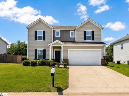 18 Larson Drive active home in Hawthorne Ridge, Simpsonville, SC
