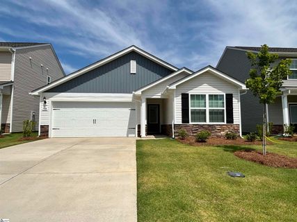 1428 Wild Indigo Way active home in Henson Creek Farms, Moore, SC