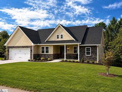 711 Hidden Falls Drive active home in Hidden Falls, West Union, SC
