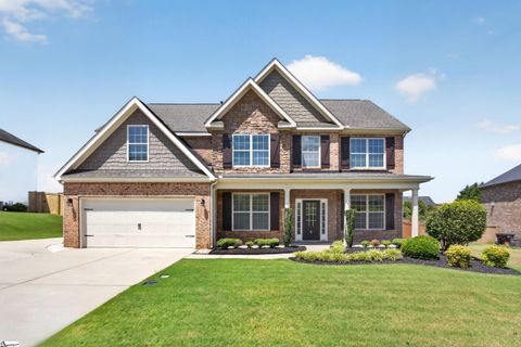 6 Duxbury Lane active home in Rose Hill, Easley, SC