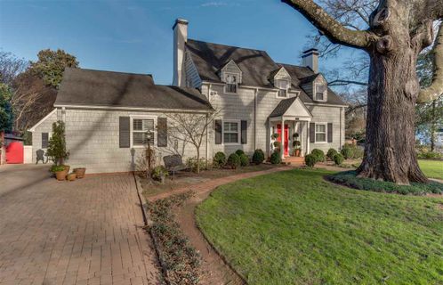 Previously sold for $462,500