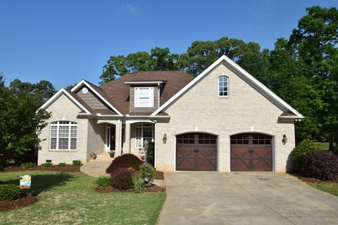 Previously sold for $271,000
