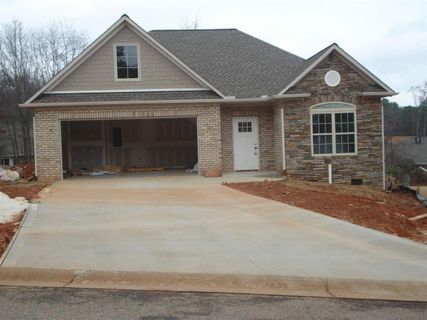 368 Kellie Lane Dr.