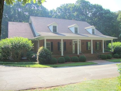 221 Swansea Road