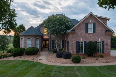 Previously sold for $465,000