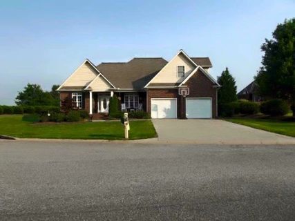 405 Cobblestone Drive