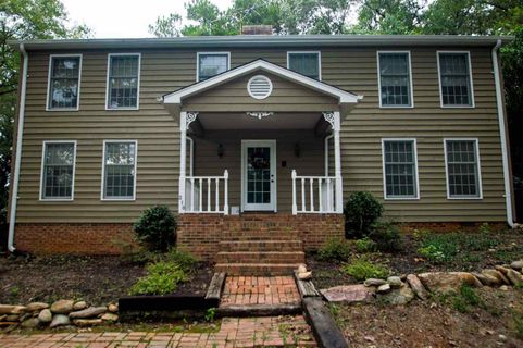 218 Heathwood Drive