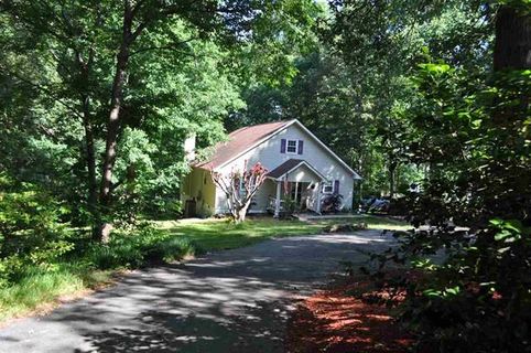 126 Amber Drive sold home in Amber Shores, Inman, SC