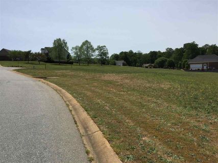 110 Millstone Dr