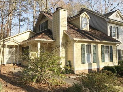 121 Inwood Court