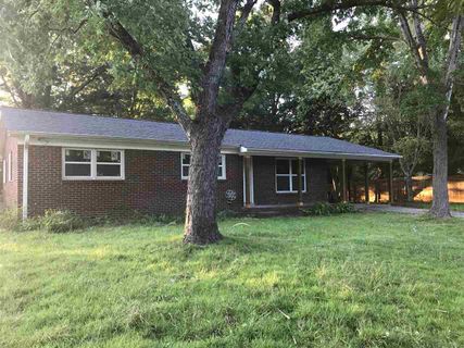 182 Woodley Road