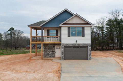 123 Manor House Lane