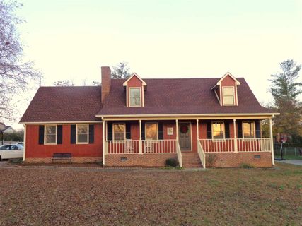 111 Churchill Ave.