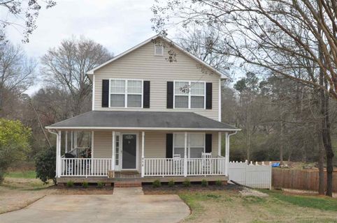 818 Creeks Edge Court sold home in Willowbrook, Boiling Springs, SC
