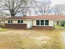 118 Continental Dr sold home in Spartanburg, SC