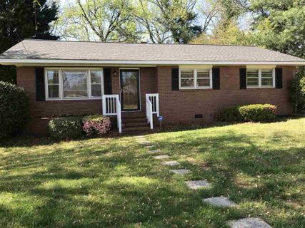 142 Woodhaven Dr