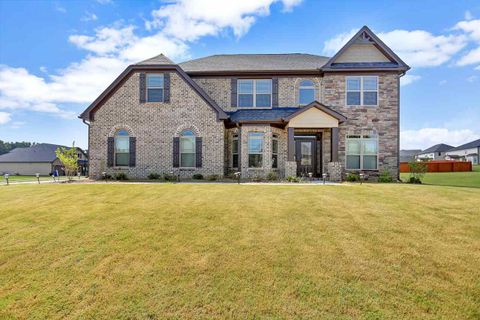 214 E Longfield