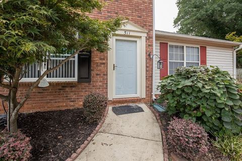 511 S. Townes Court