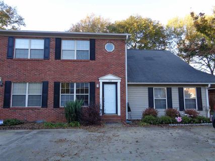 416 W Townes Court