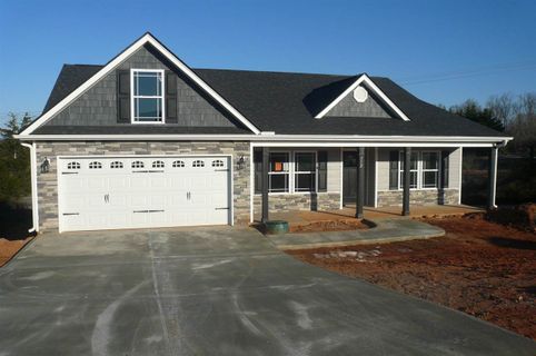 312 Gleaner Dr
