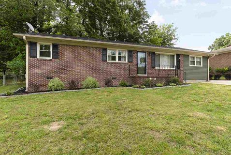 102 Pinewood Drive sold home in Woodland Forrest, Greer, SC