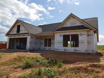 212 Meadow Lake Dr.