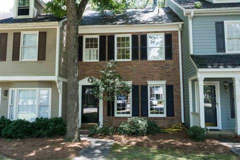 207 Woodburn Club Lane