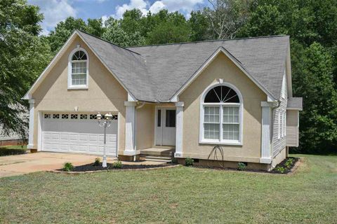 290 Laurelwood Drive sold home in Laurelwood, Boiling Springs, SC