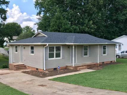 409 Pisgah Lane