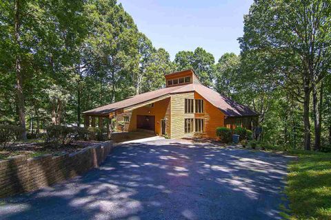 140 Lakeridge Dr. sold home in Springlake, Spartanburg, SC