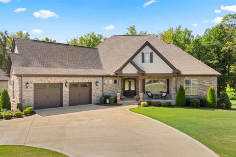131 Stone Gate Drive