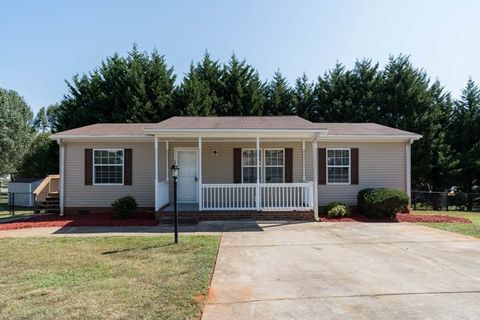 220 Kylene Court sold home in Falcon Ridge, Boiling Springs, SC